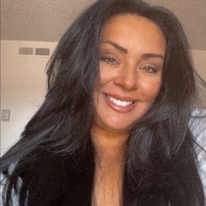 Meet your Posher, Tisa